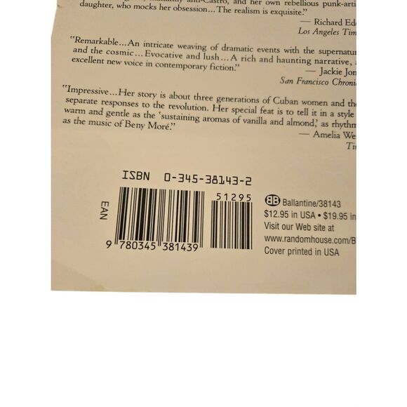 Dreaming in Cuban by Cristina Garcia - Ballantine books - isbn 0345381432 - Picture 7 of 8